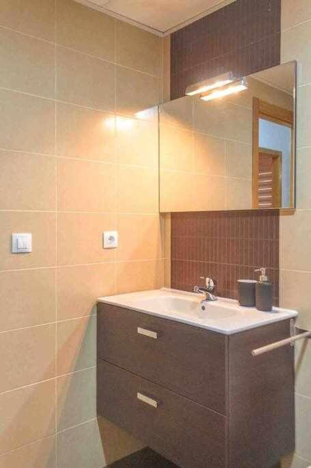 Apartment Central House Καστεγιόν δε λα Πλάνα Εξωτερικό φωτογραφία